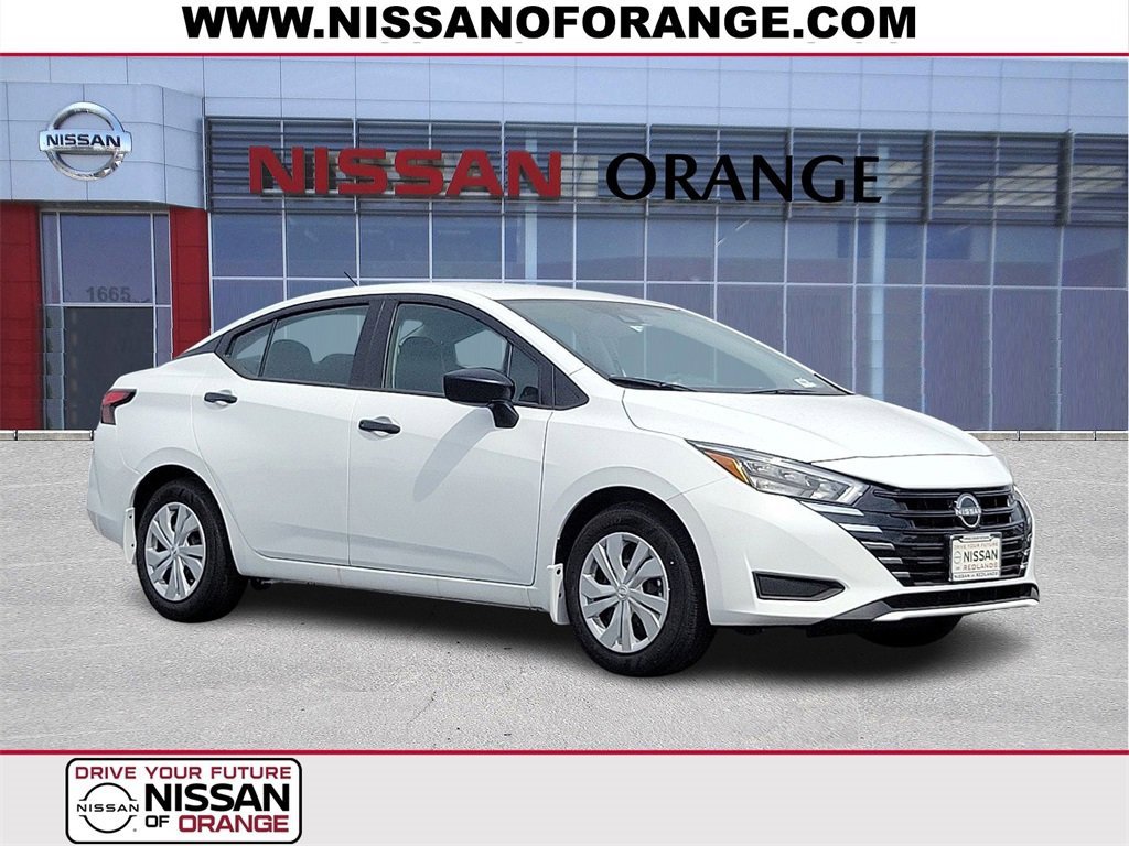 New 2025 Nissan Versa S w/ Trunk Package