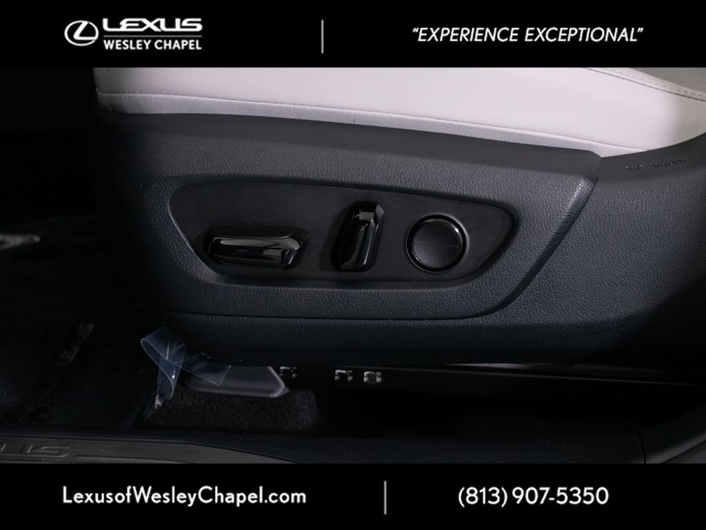 Used 2025 Lexus RX 350 Premium Plus w/ Accessory Package (Z1) FWD image 23