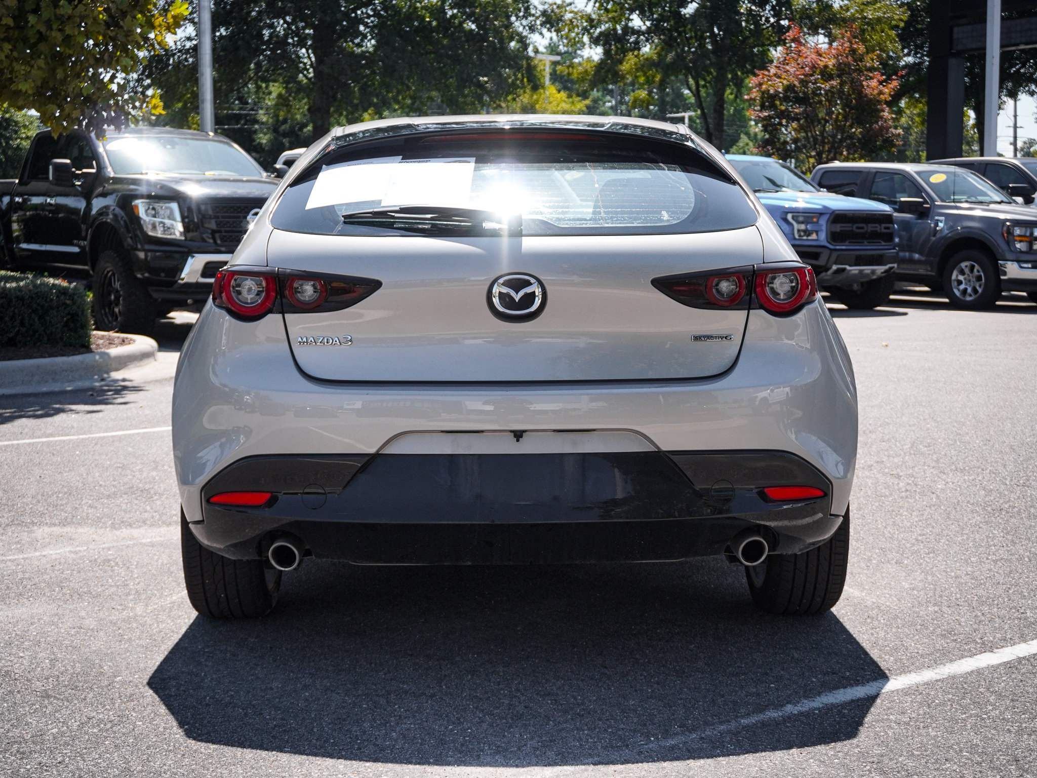 Used 2024 MAZDA MAZDA3 s FWD image 9