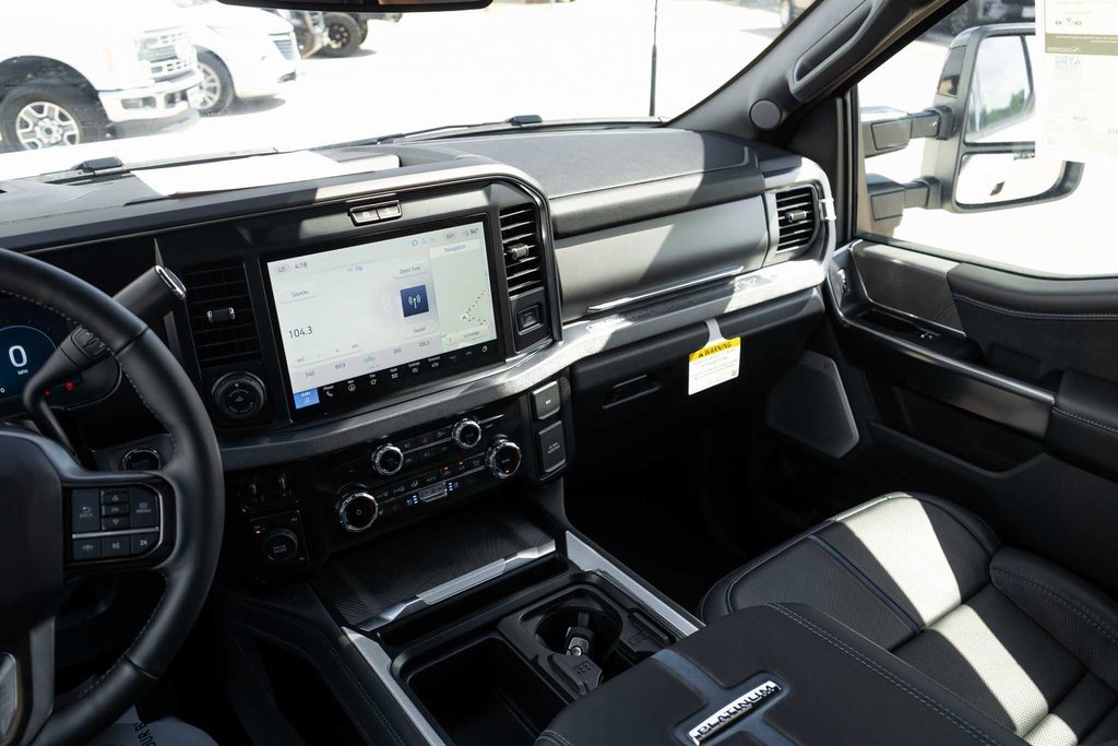 Used 2025 Ford F350 Platinum image 18