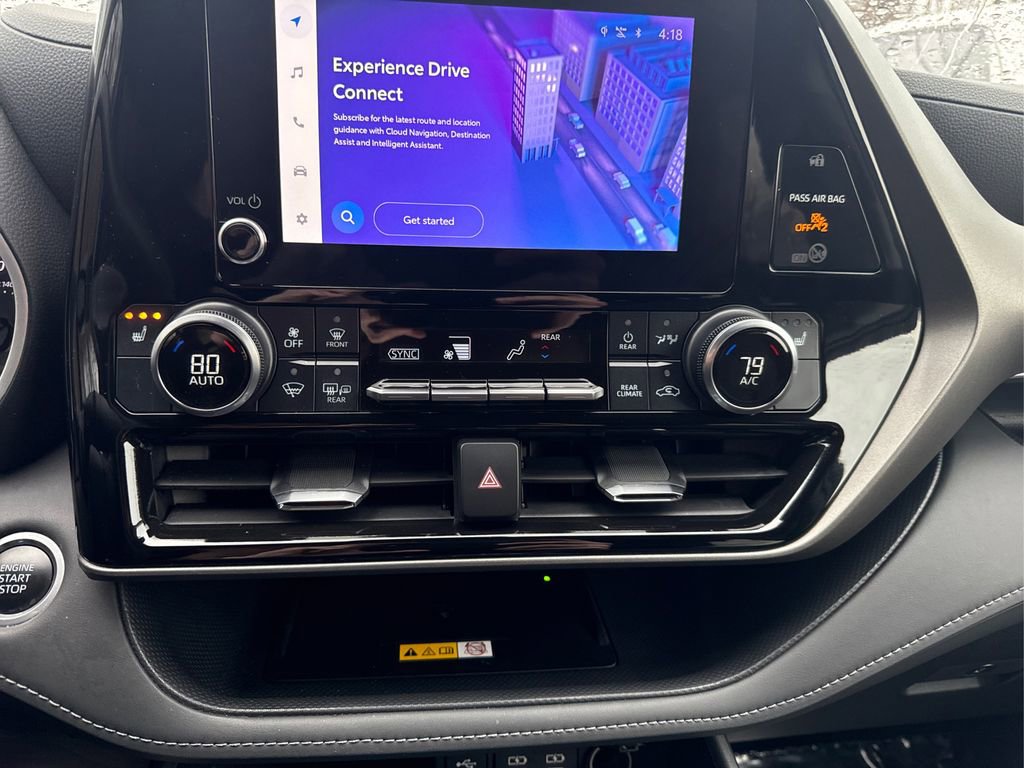 Used 2024 Toyota Highlander XLE image 31