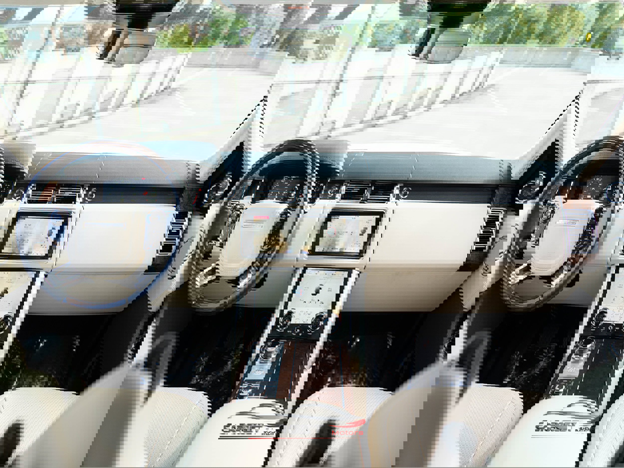 Used 2019 Land Rover Range Rover Long Wheelbase Supercharged image 14