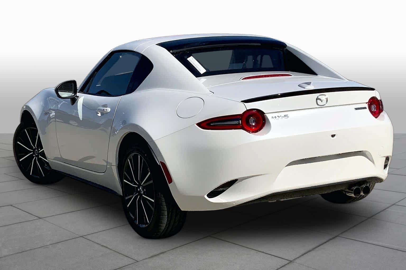 New 2026 MAZDA MX-5 Miata RF Grand Touring RWD image 12