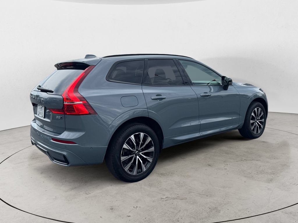 Certified 2024 Volvo XC60 B5 Plus w/ Climate Package AWD/4WD image 7
