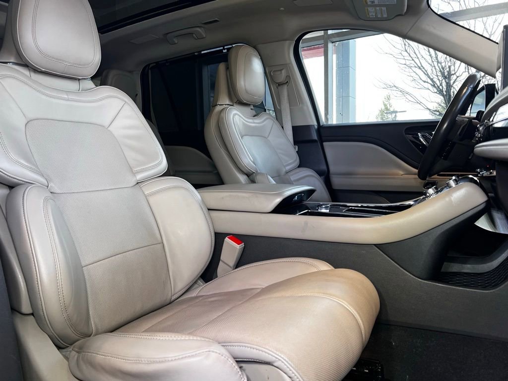 Used 2023 Lincoln Aviator Reserve w/ Equipment Group 201A image 54