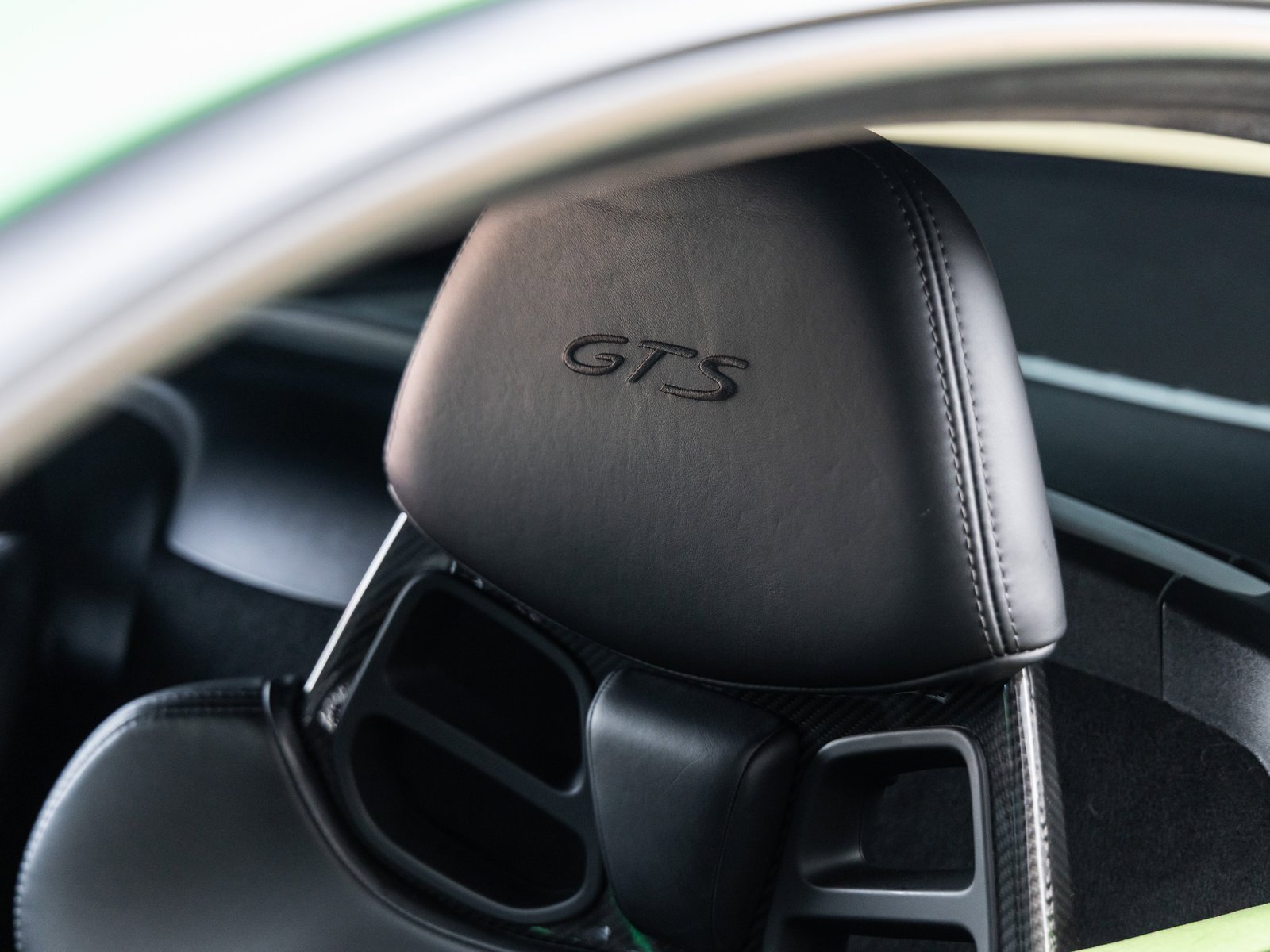 Used 2023 Porsche 718 Cayman GT4 image 29