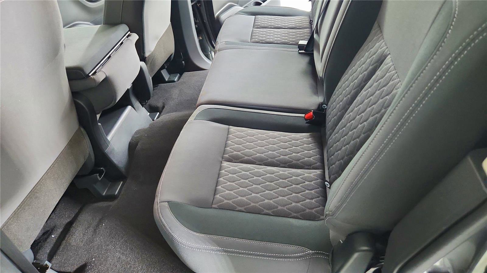 Certified 2024 Nissan Titan SV image 20