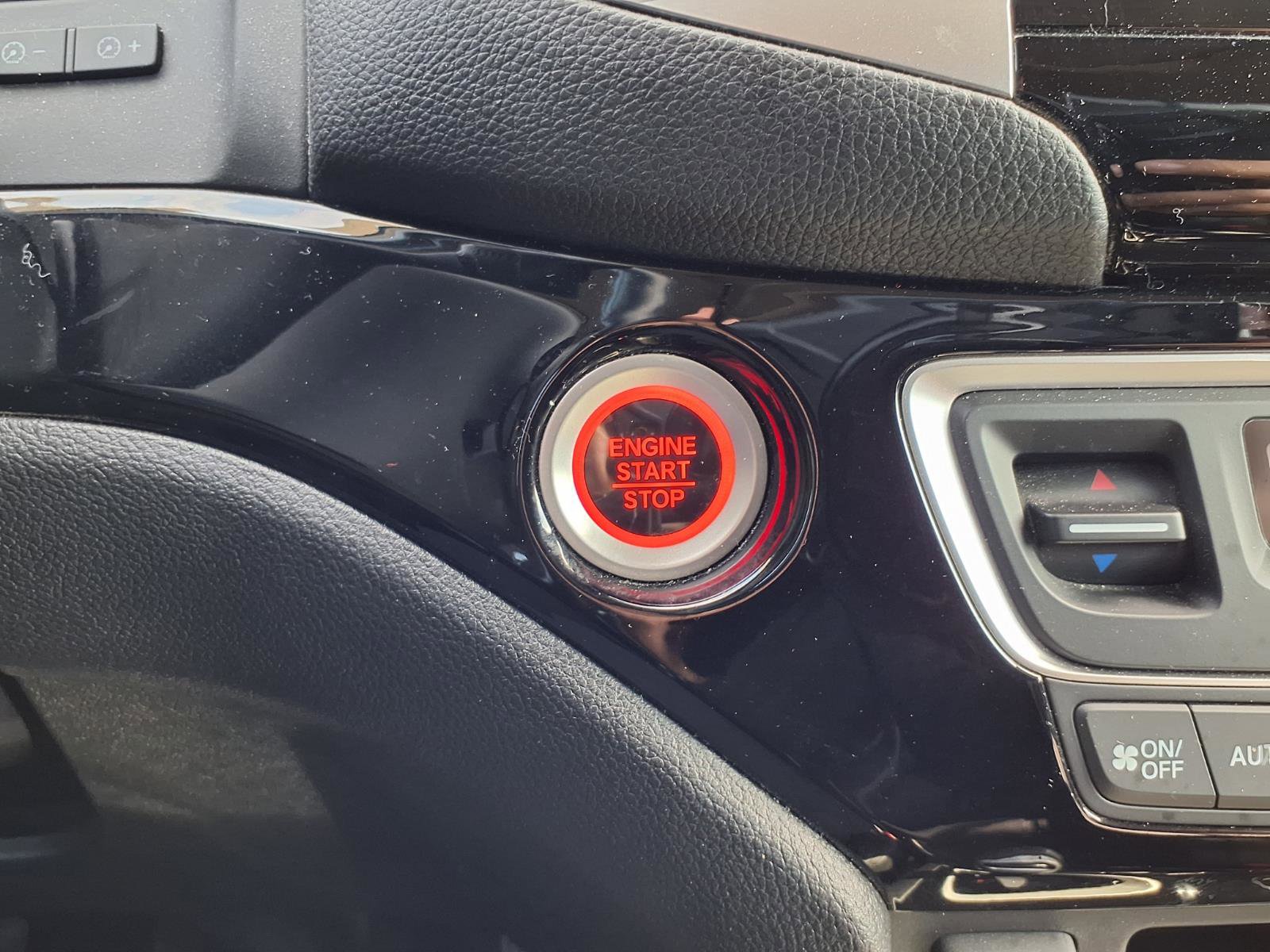 Used 2019 Honda Ridgeline RTL-E image 12