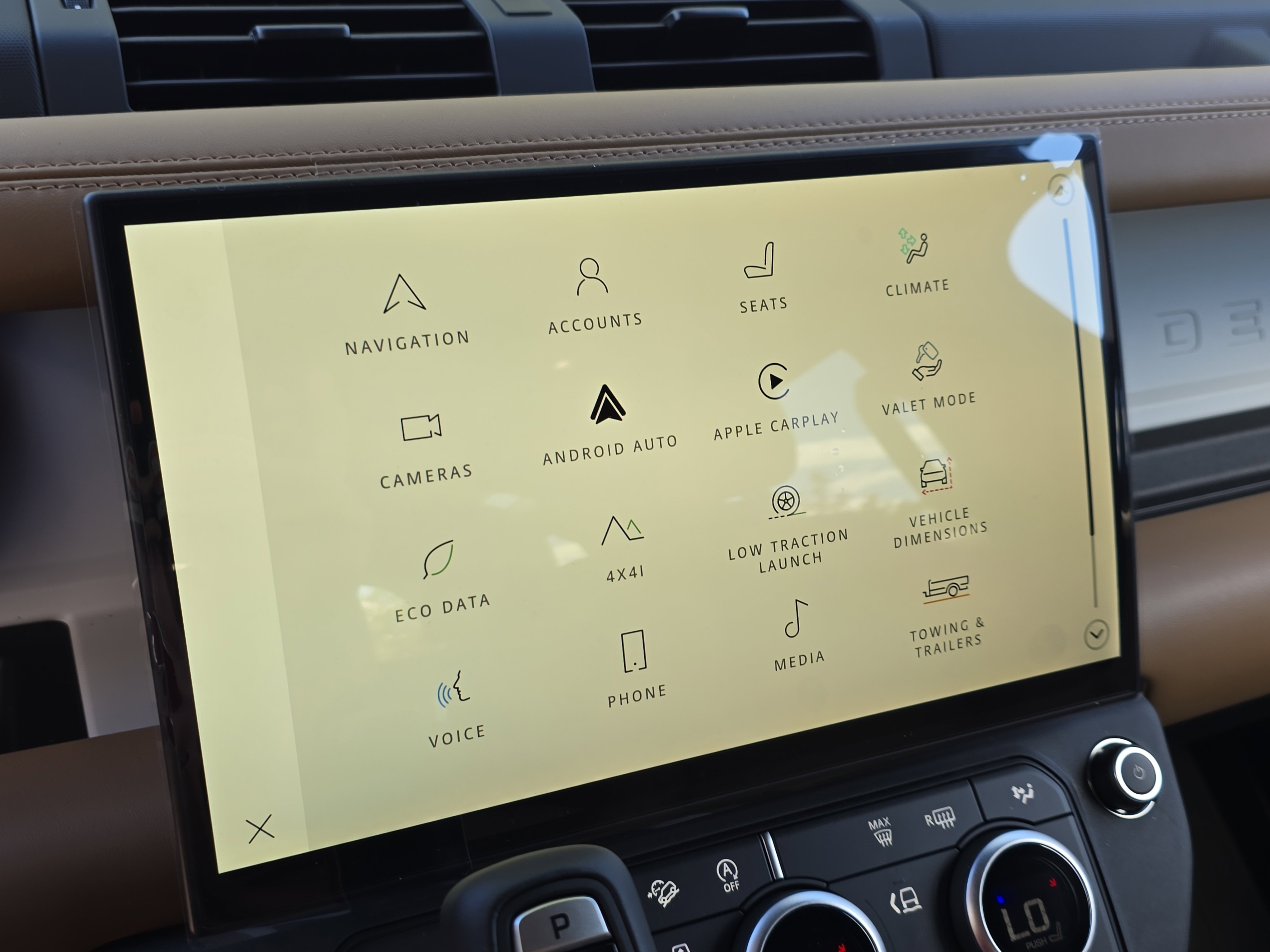 New 2026 Land Rover Defender 110 S image 20
