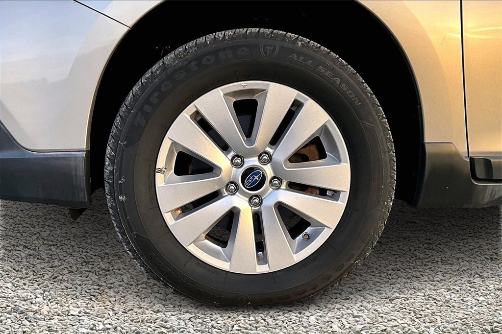 Used 2018 Subaru Outback 2.5i Premium image 8