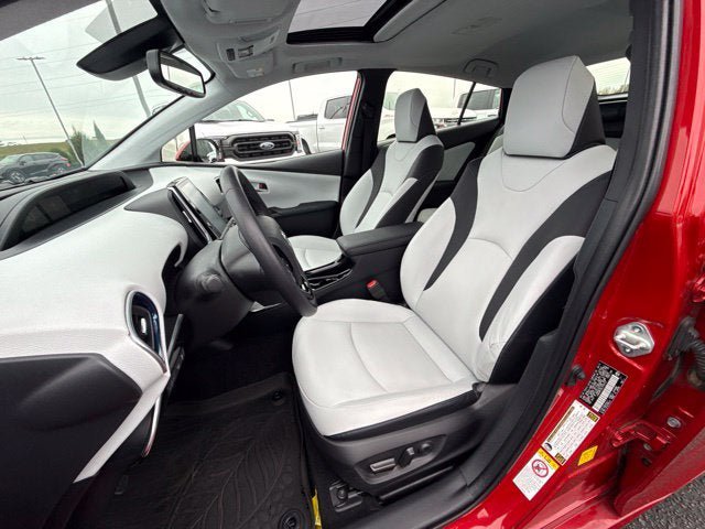 Certified 2020 Toyota Prius Limited w/ Premium Convenience Package FWD image 18