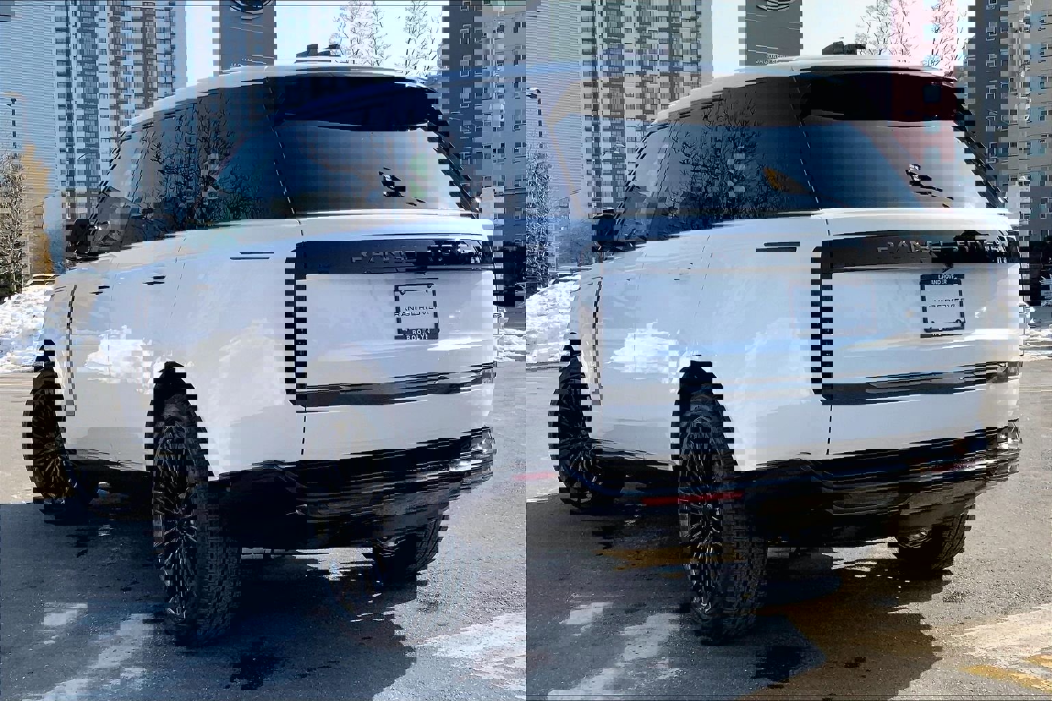 New 2026 Land Rover Range Rover SE image 12