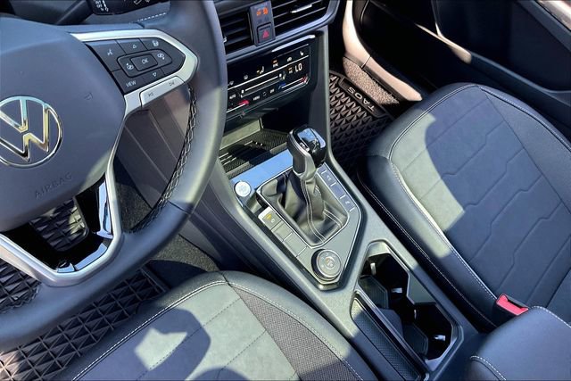 New 2025 Volkswagen Taos SE AWD/4WD image 10