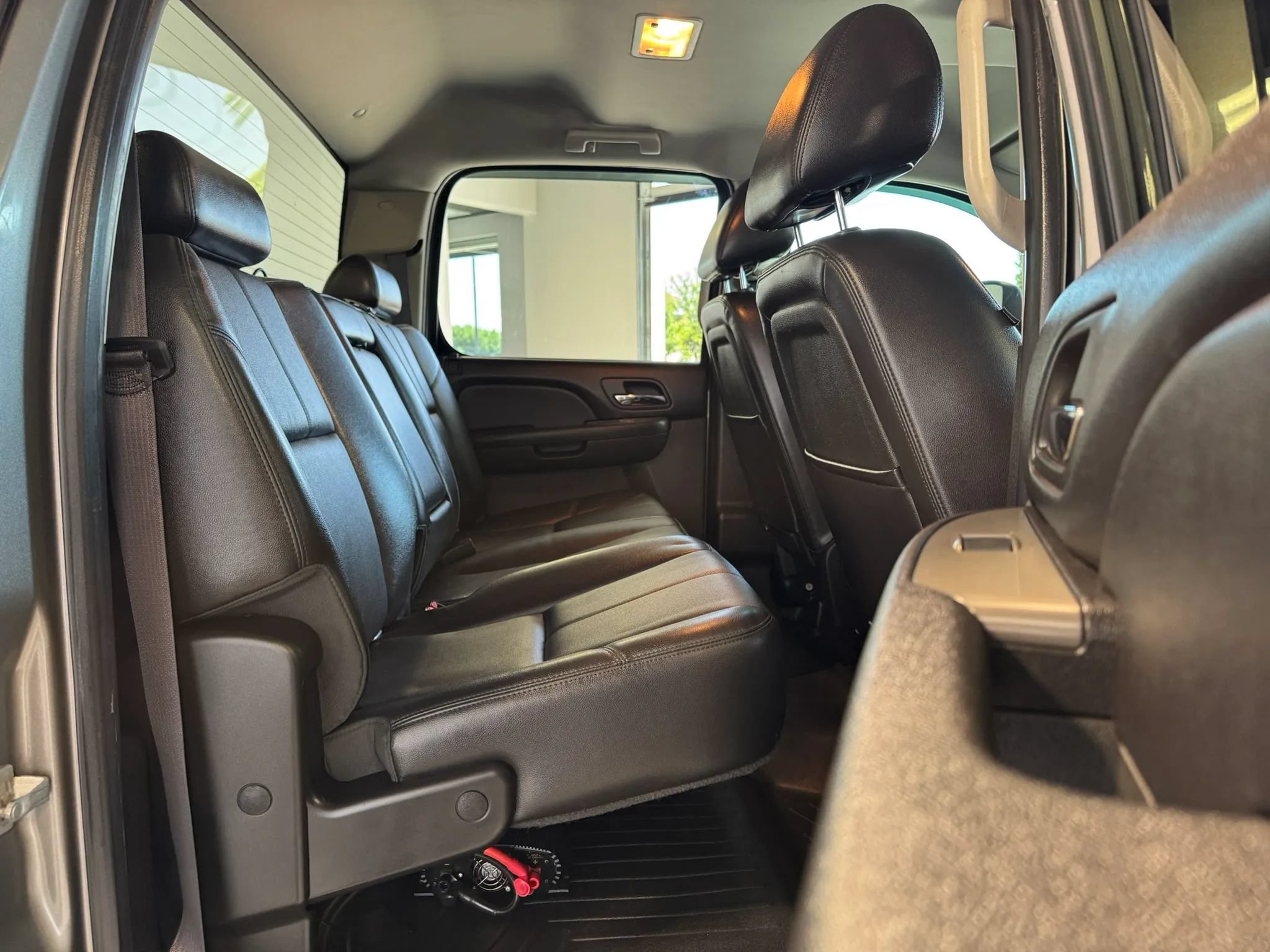 Used 2013 Chevrolet Silverado 2500 LTZ AWD/4WD image 28