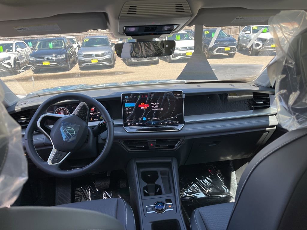 New 2026 Volkswagen Tiguan SE AWD/4WD image 23