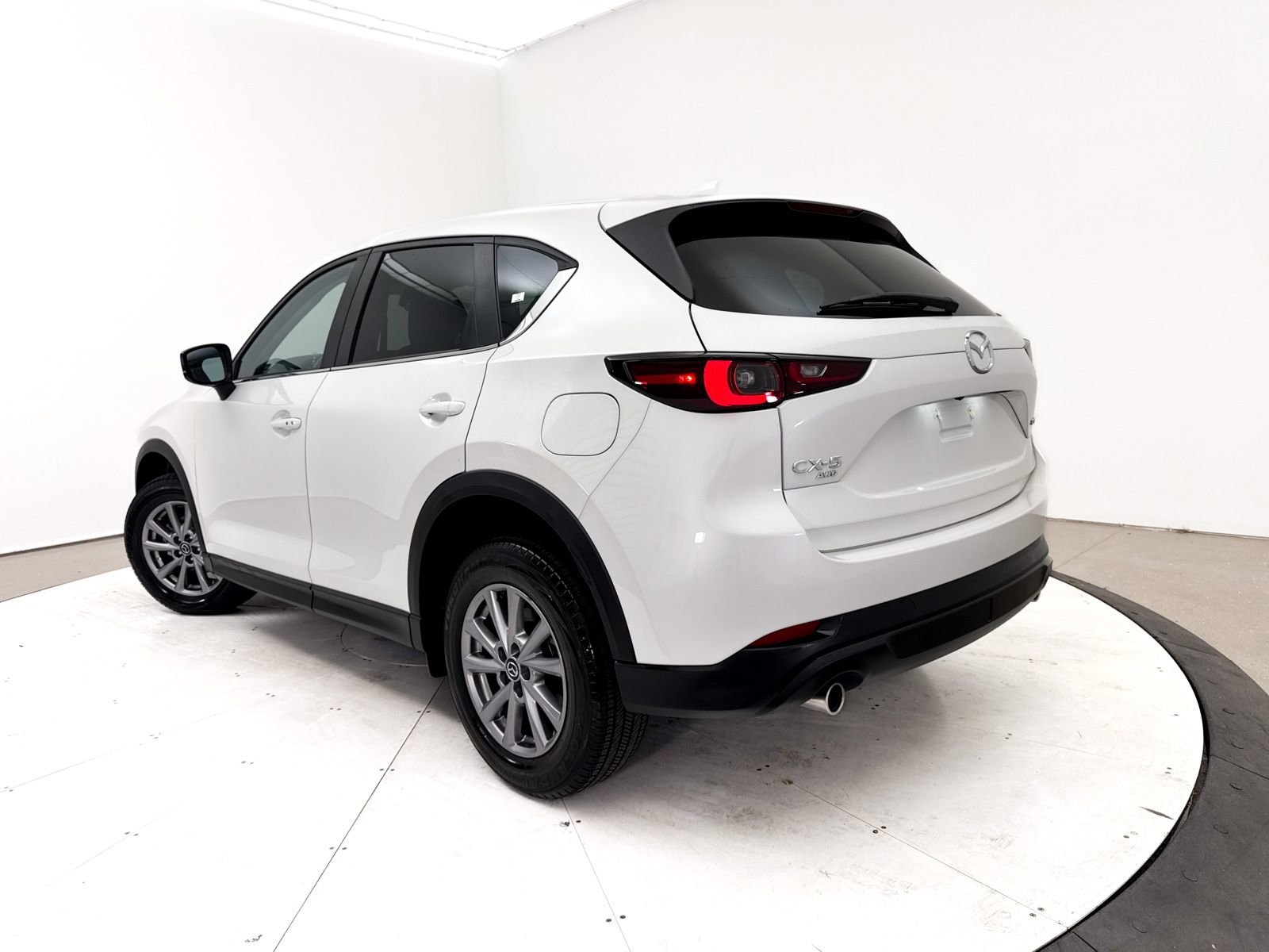 Certified 2023 MAZDA CX-5 AWD 2.5 S w/ Select Package image 2