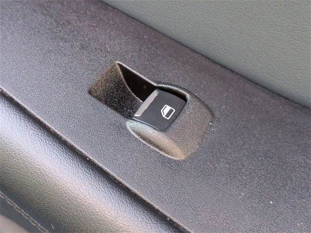 Used 2022 Ford Edge SEL w/ Sport Appearance Package image 36