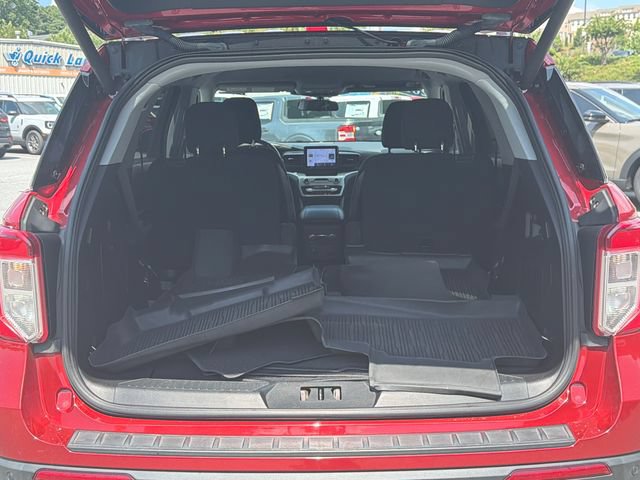Certified 2020 Ford Explorer XLT w/ Comfort Package AWD/4WD image 20
