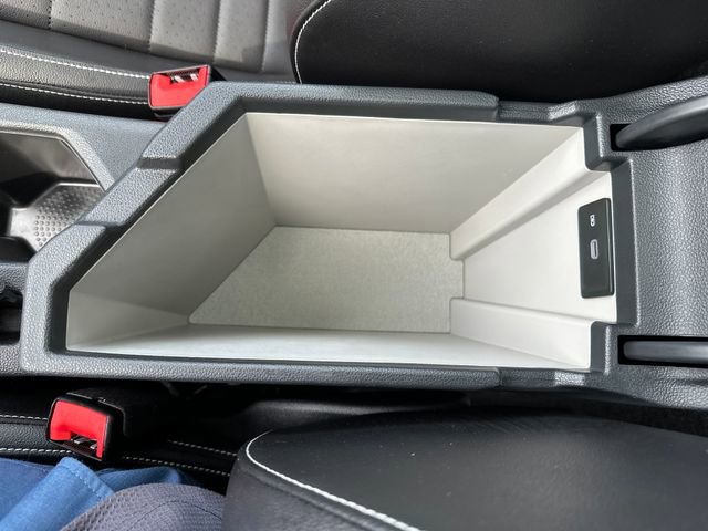 Certified 2023 Volkswagen Jetta SE w/ Panoramic Sunroof Package FWD image 31