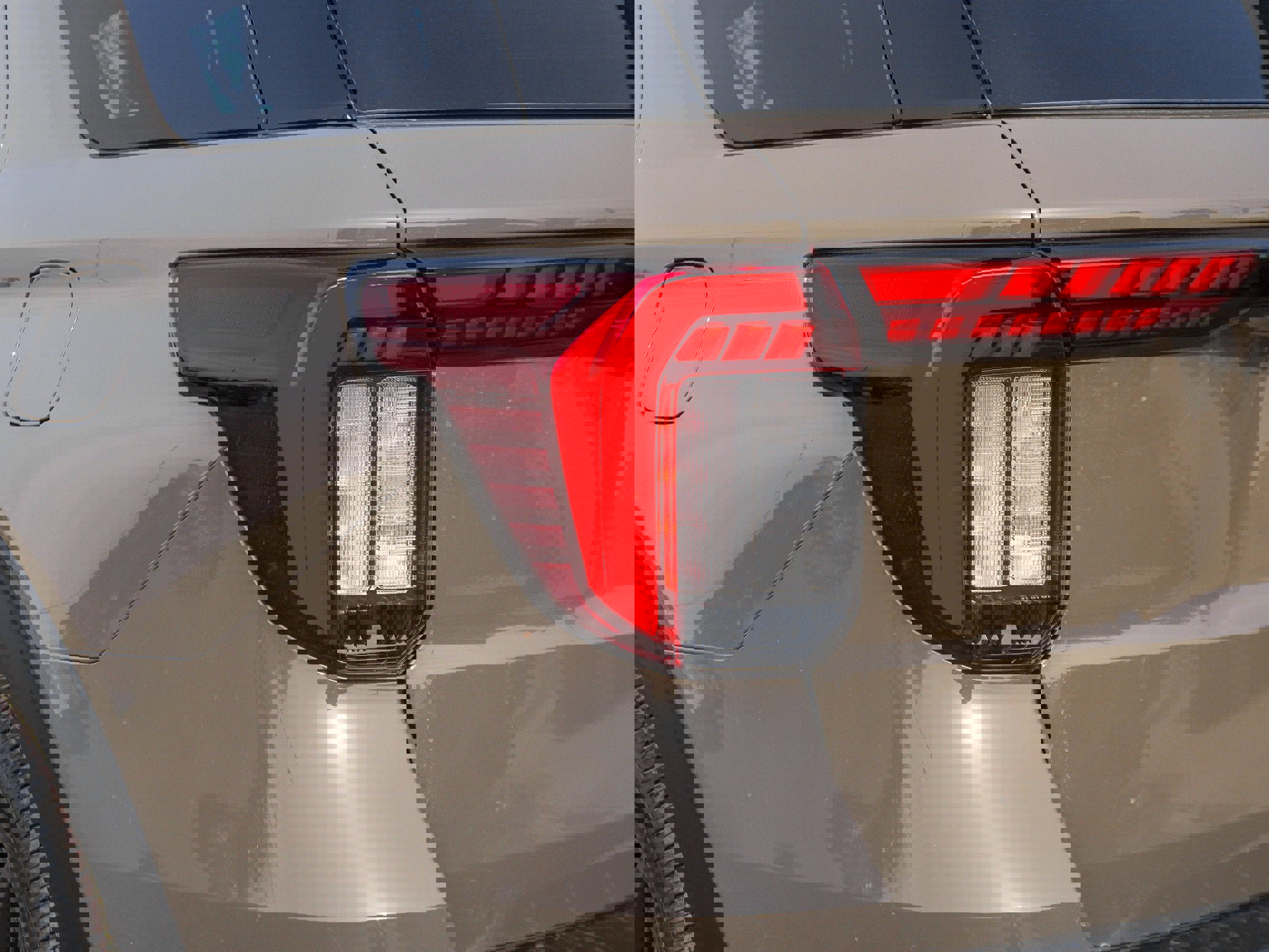 New 2026 Ford Explorer ST w/ Sun And Sound Package image 18