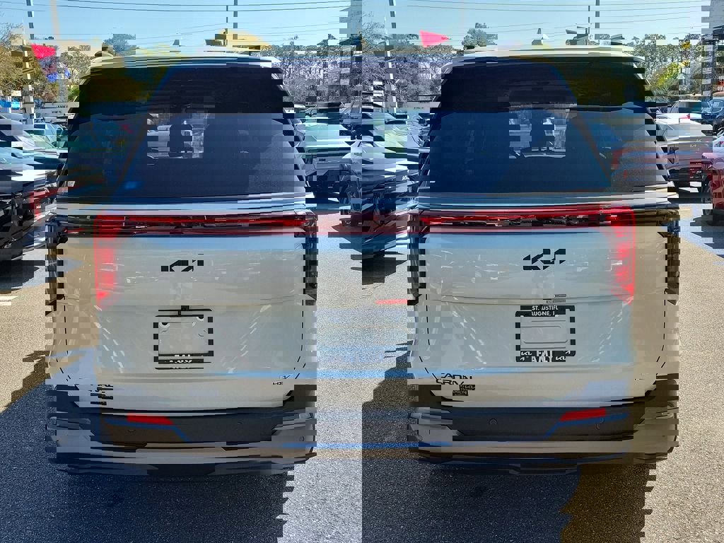 New 2026 Kia Carnival SX image 5