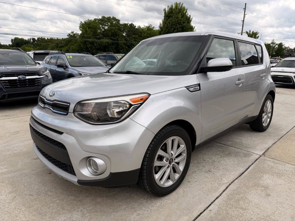 Used 2019 Kia Soul + FWD image 16