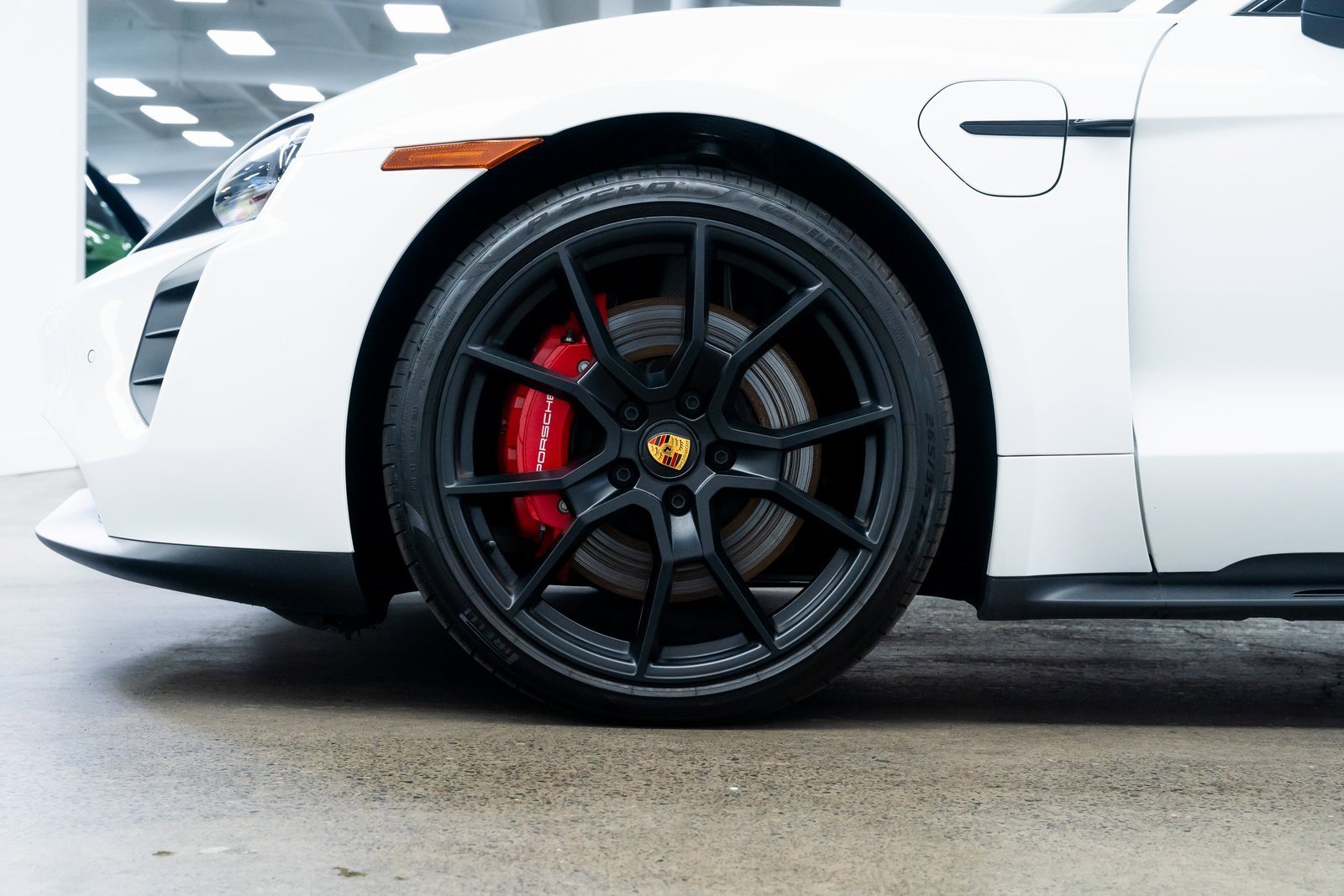 Used 2024 Porsche Taycan GTS image 7