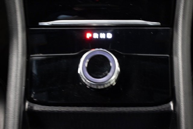 Used 2024 Jeep Grand Cherokee Limited w/ Black Appearance Package image 17