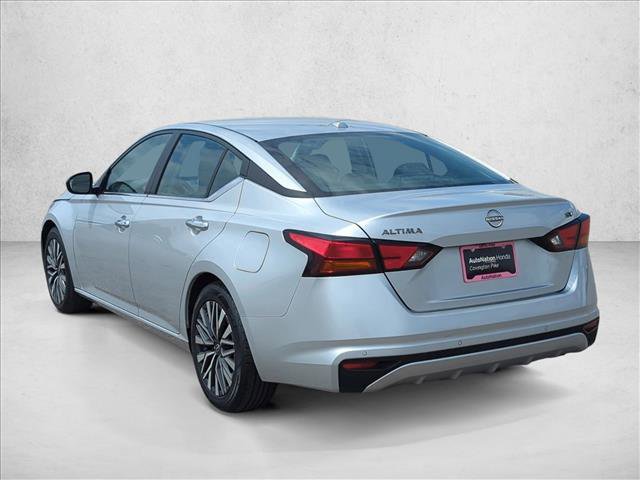 Used 2024 Nissan Altima 2.5 SV image 9