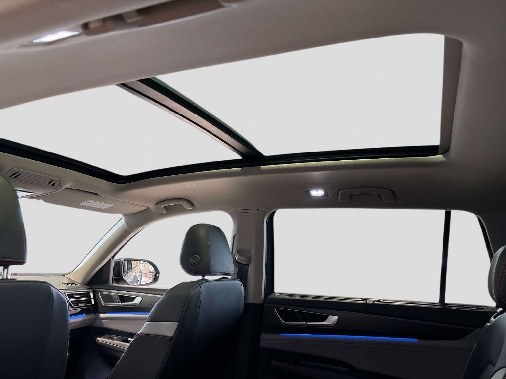 New 2026 Volkswagen Atlas Peak Edition AWD/4WD image 8
