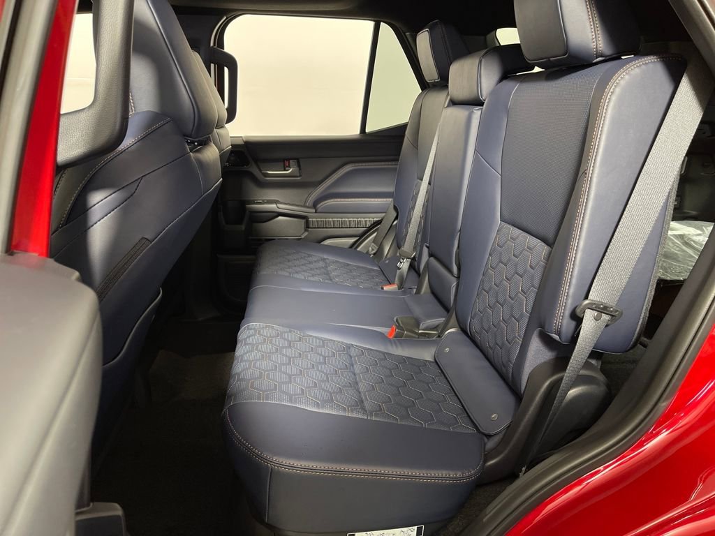 New 2026 Toyota 4Runner Platinum image 13