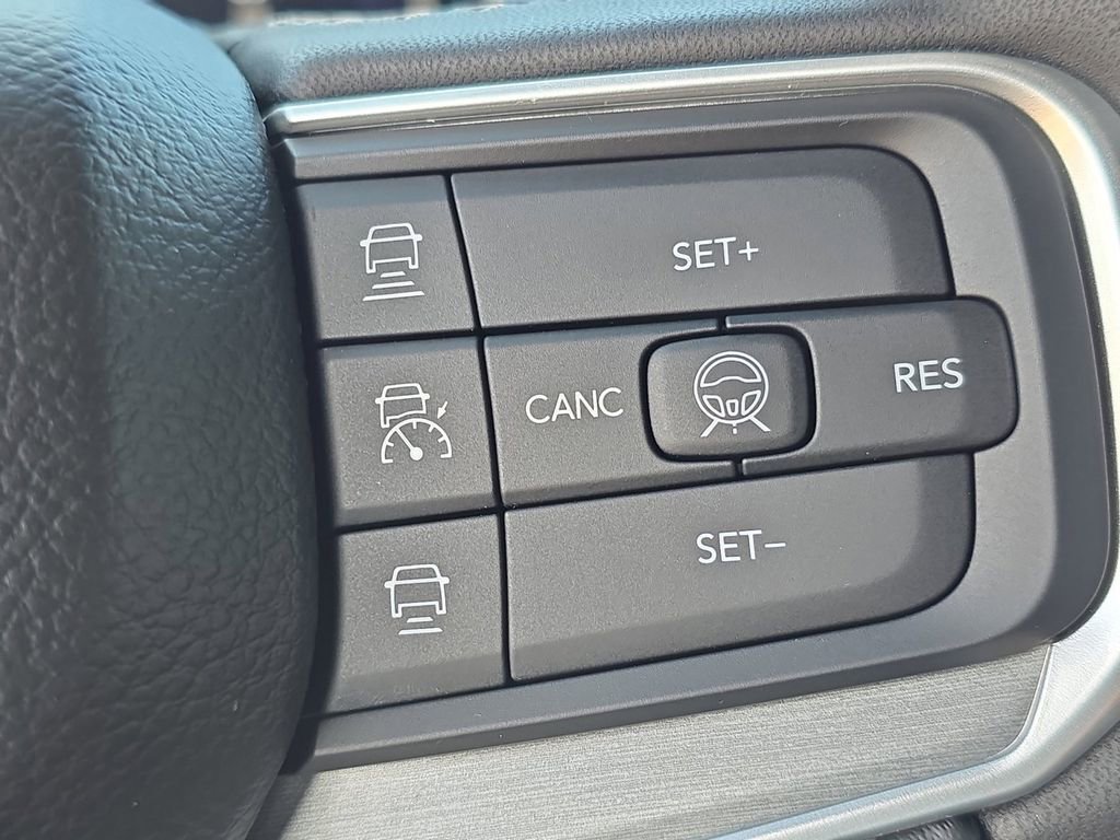 New 2026 Jeep Grand Wagoneer L Limited w/ Convenience Group I image 24