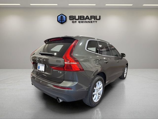 Used 2021 Volvo XC60 T5 Momentum w/ Premium Package image 5