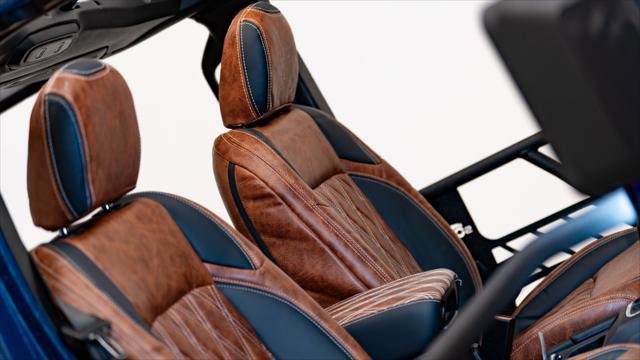 Used 2025 Jeep Gladiator Sport image 36