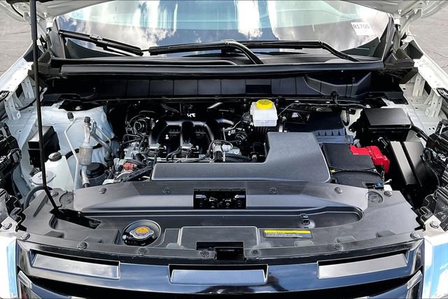 Certified 2024 Nissan Pathfinder SV FWD image 28