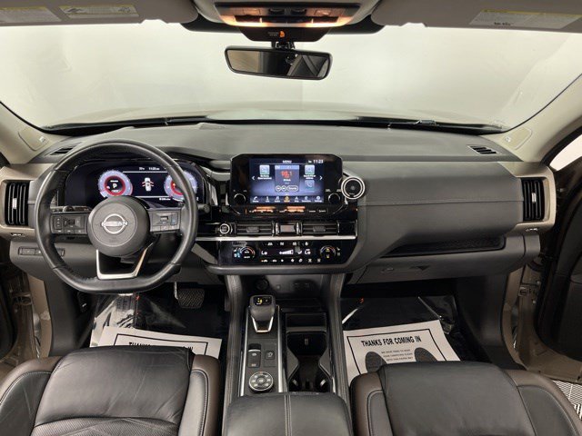 Used 2023 Nissan Pathfinder Platinum w/ Cargo Package AWD/4WD image 37