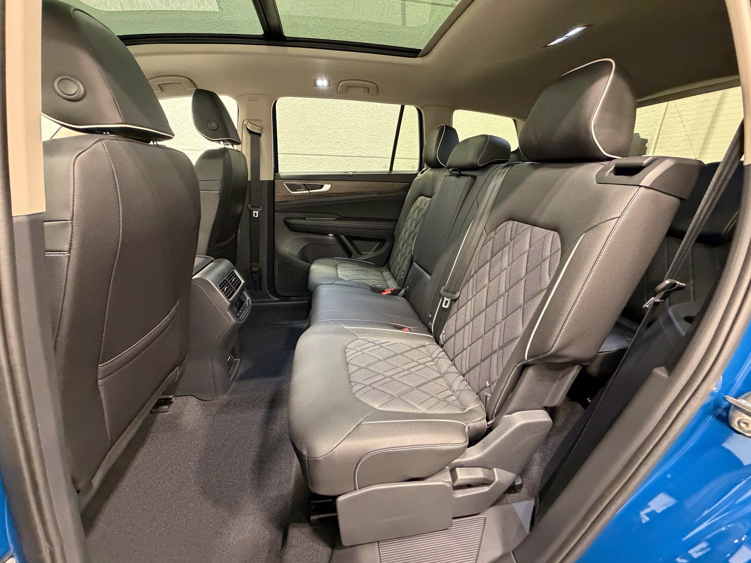 New 2026 Volkswagen Atlas SEL Premium R-Line AWD/4WD image 22