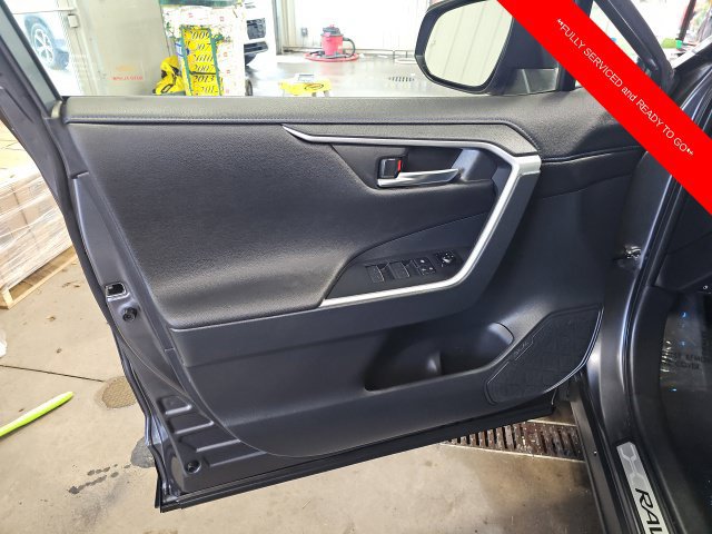 Used 2022 Toyota RAV4 XSE w/ XSE Grade Weather Package AWD/4WD image 13