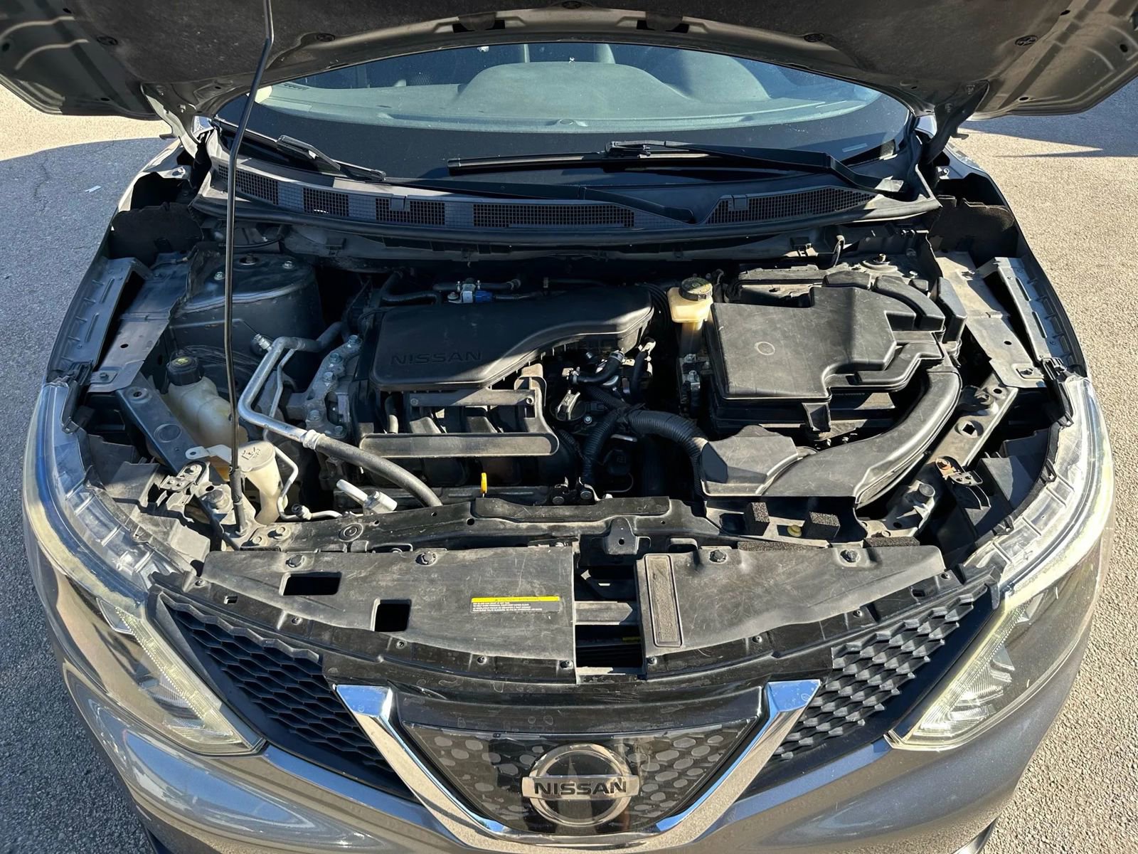 Used 2018 Nissan Rogue Sport S w/ S Appearance Package FWD image 40