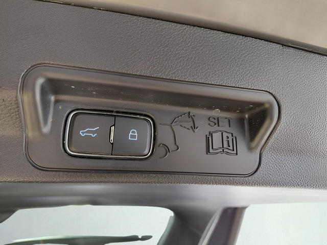 Used 2026 Ford Explorer Platinum AWD/4WD image 48