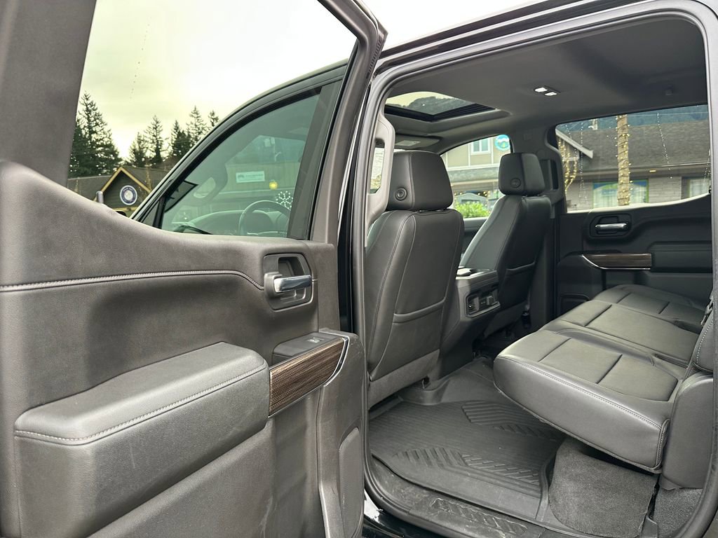 Used 2020 Chevrolet Silverado 1500 RST image 18