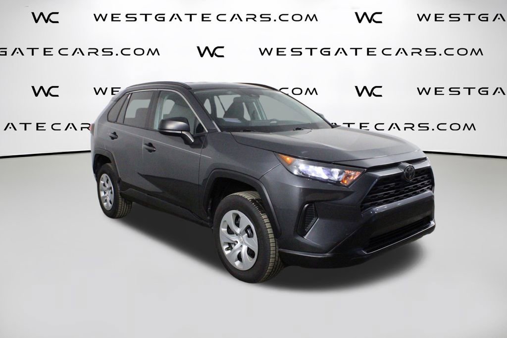 Used 2020 Toyota RAV4 LE image 2