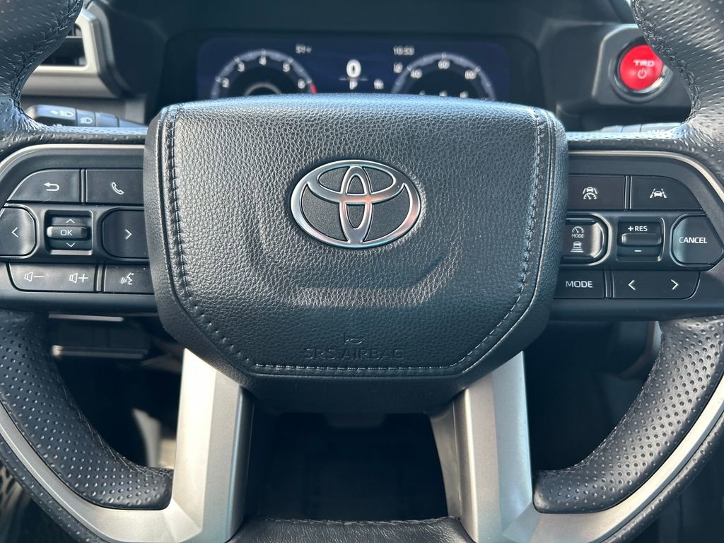 Used 2025 Toyota 4Runner TRD Off-Road AWD/4WD image 10