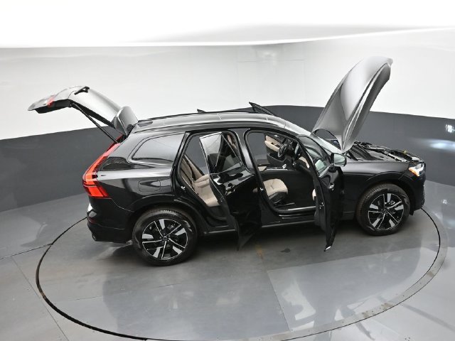 New 2027 Volvo XC60 B5 Core AWD/4WD image 47