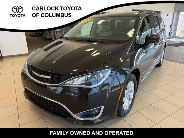 Used 2017 Chrysler Pacifica Touring-L image 3