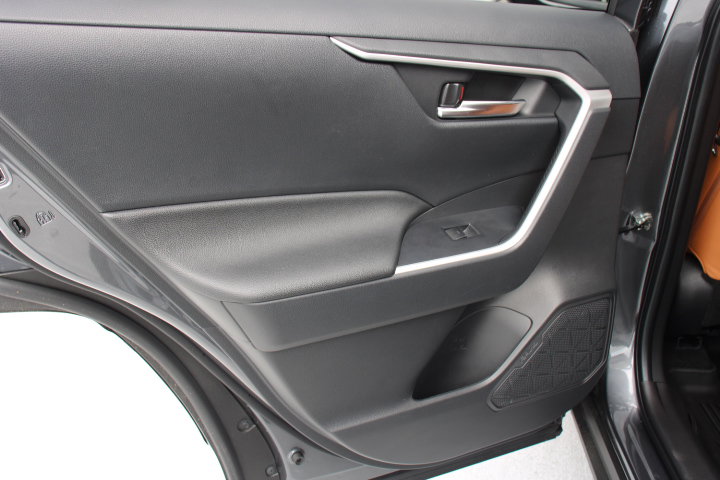 Certified 2025 Toyota RAV4 XLE w/ Convenience Package image 13