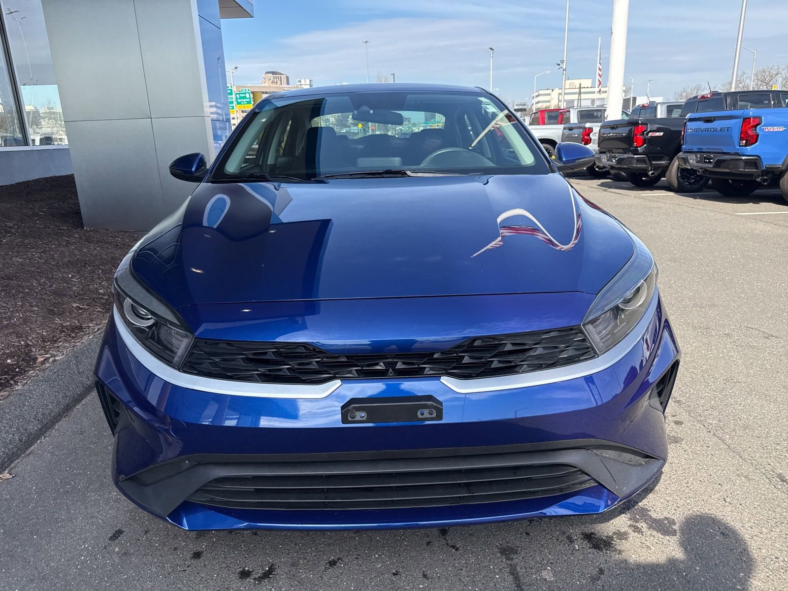 Used 2023 Kia Forte LXS w/ LXS Technology Package image 3