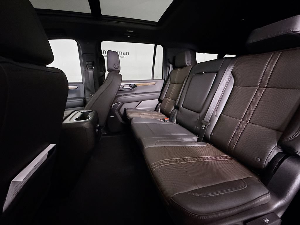 Used 2026 Chevrolet Suburban High Country w/ Sun And Tow Package AWD/4WD image 27