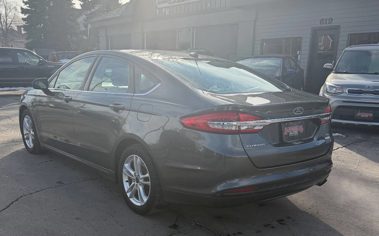 Used 2018 Ford Fusion SE image 14