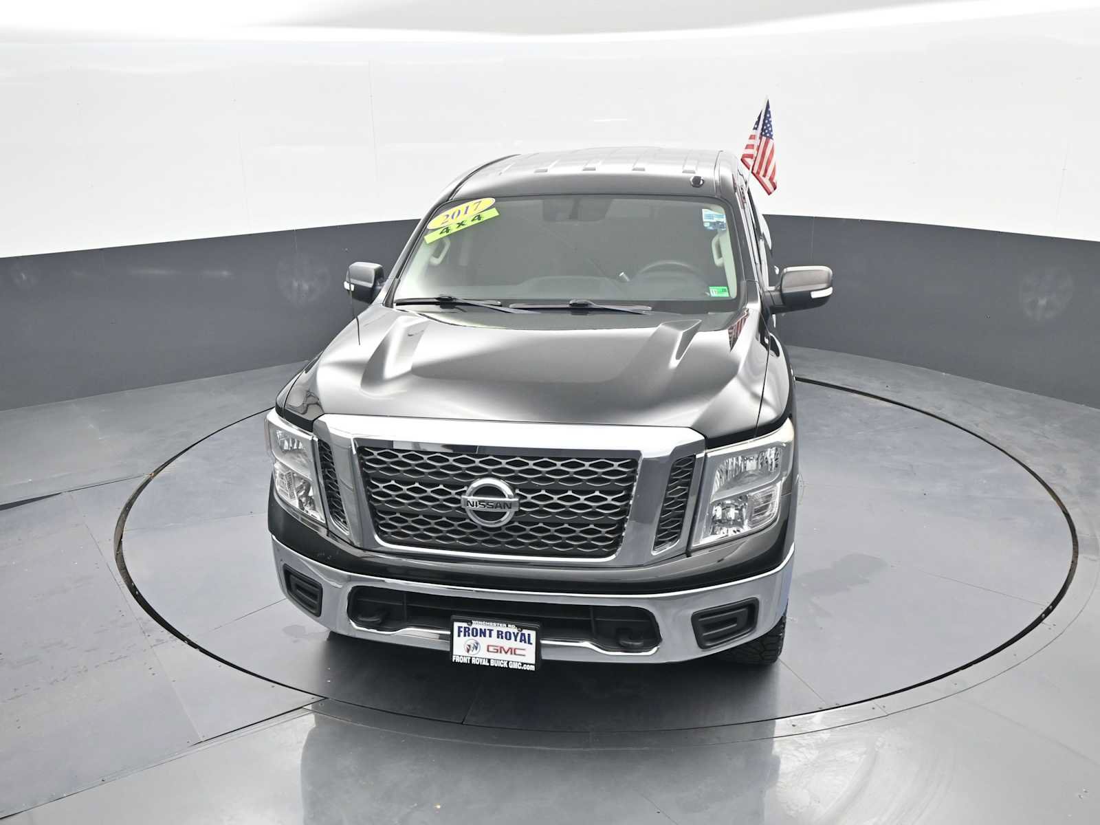 Used 2017 Nissan Titan SV AWD/4WD image 27